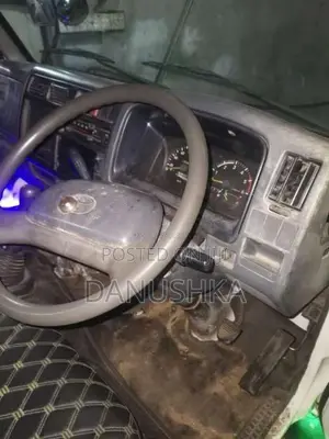 Toyota Dyna 1992 Lorry (Used)