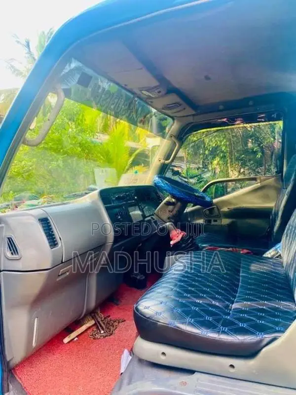 Mitsubishi Canter 1998 Lorry (Used)