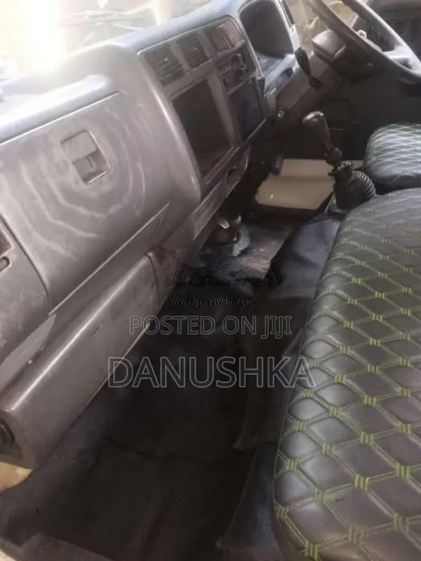 Toyota Dyna 1992 Lorry (Used)