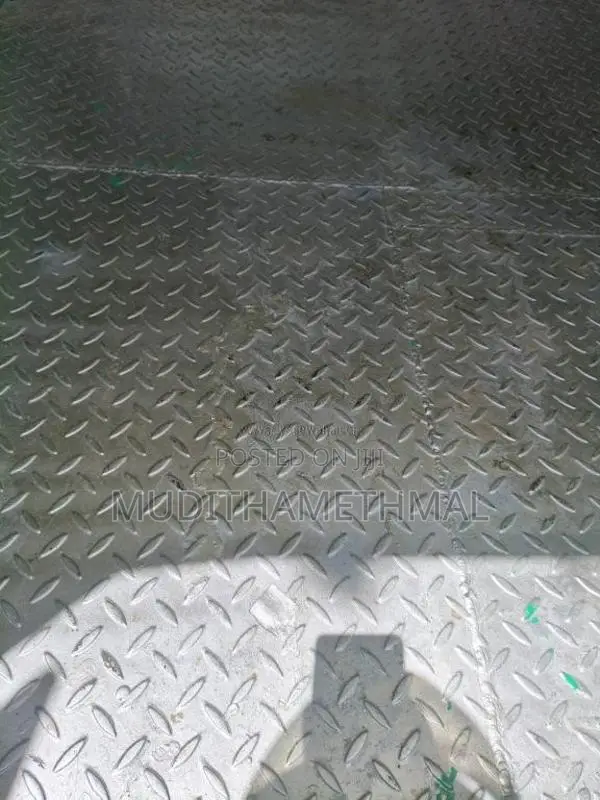Tata Dimo Batta 2012 Lorry (Used)