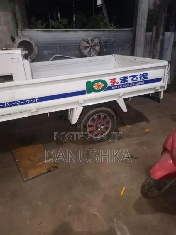Toyota Dyna 1992 Lorry (Used)