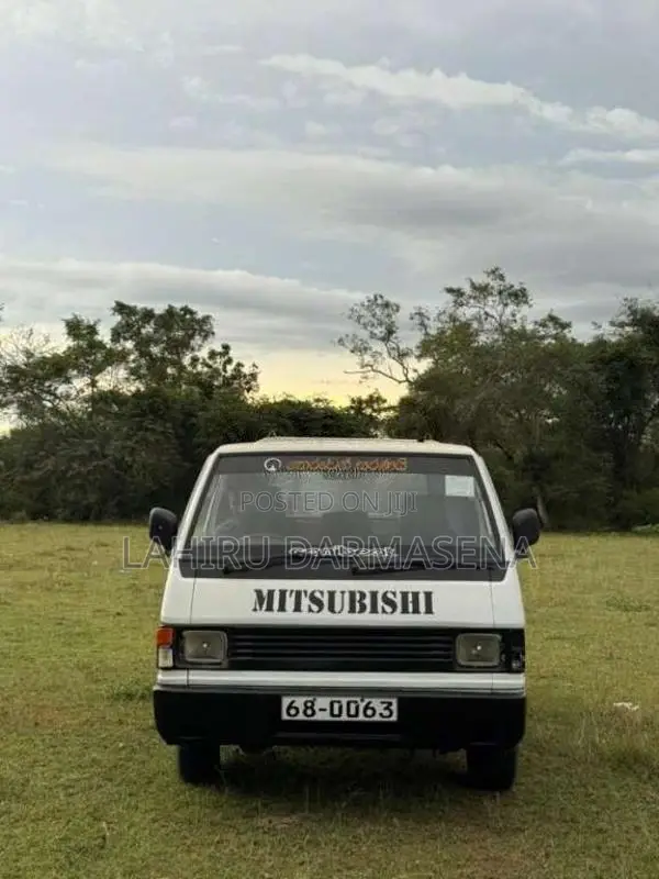 Mitsubishi MiniCab 1979 Lorry (Used)