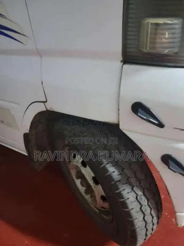 Mitsubishi Buddy 2000 Lorry (Used)