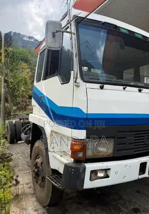 Mitsubishi Fuso 1984 Lorry (Used)