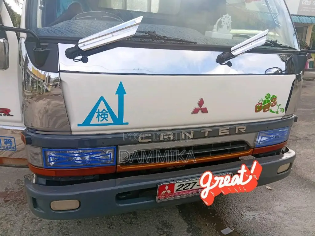 Mitsubishi Canter 1995 Lorry (Used)