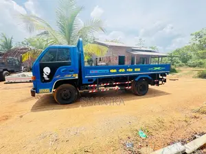Isuzu ELF 14.5 1983 Lorry (Used)