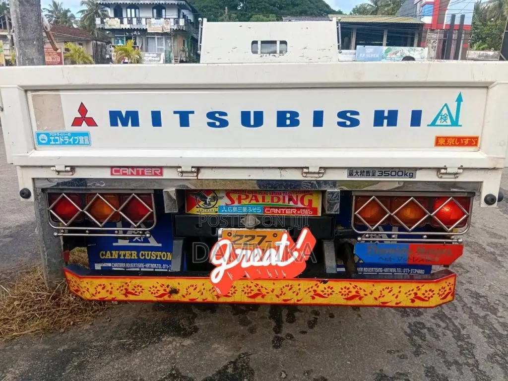 Mitsubishi Canter 1995 Lorry (Used)