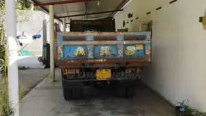 Isuzu Tipper 2005 Lorry (Used)