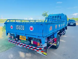 Isuzu ELF 350 14.5 1982 Lorry (Used)