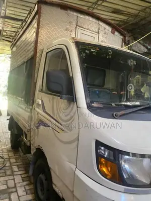 Mahindra Mahindra 2016 Lorry (Used)