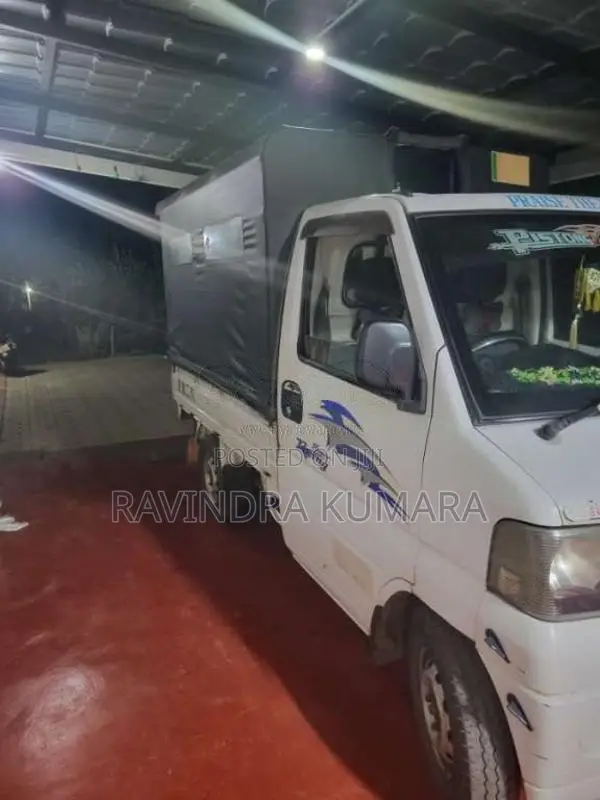 Mitsubishi Buddy 2000 Lorry (Used)