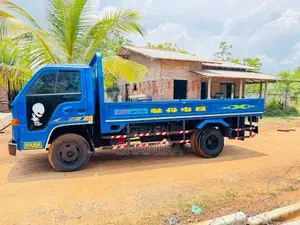 Isuzu ELF 14.5 1983 Lorry (Used)