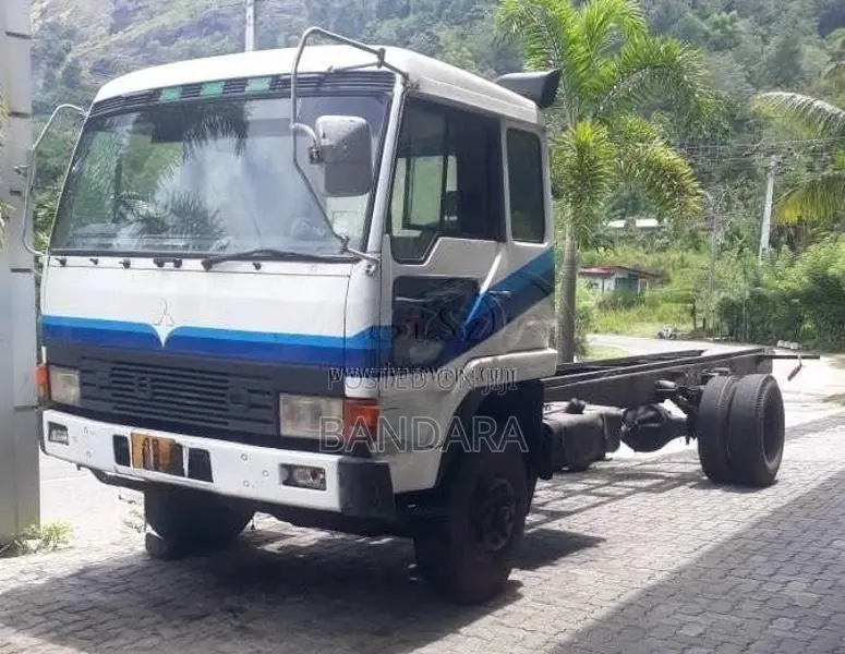 Mitsubishi Fuso 1984 Lorry (Used)