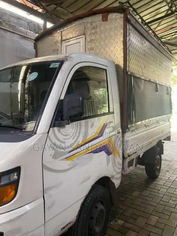 Mahindra Mahindra 2016 Lorry (Used)