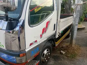 Mitsubishi Canter 1995 Lorry (Used)