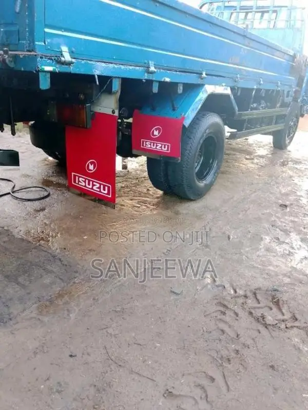 Isuzu 4bd1 1982 Lorry (Used)