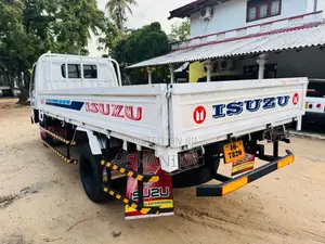 Isuzu ELF 14.5 1982 Lorry (Used)