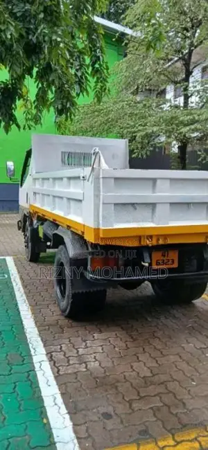 Mitsubishi Tipper Dump Truck 1987 Lorry (Used)