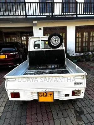 Daihatsu Hijet 2001 Lorry (Used)