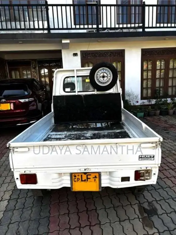 Daihatsu Hijet 2001 Lorry (Used)