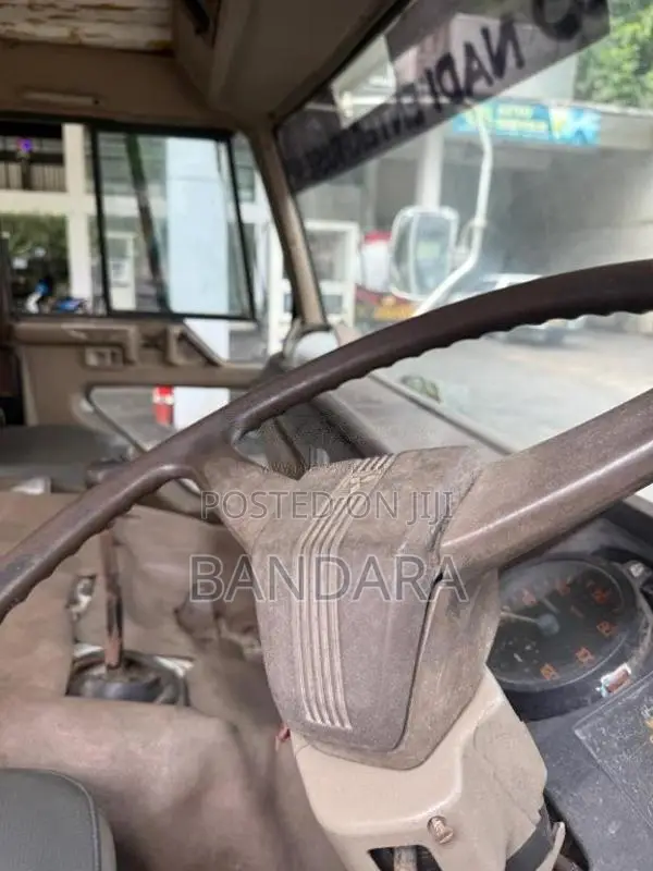 Mitsubishi Fuso 1984 Lorry (Used)