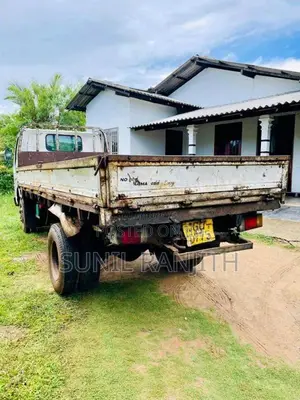 Isuzu ELF 4HF1 1994 Lorry (Used)
