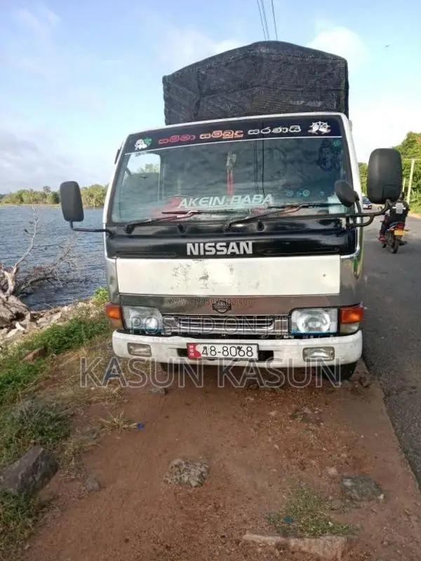 Nissan Atlas 1996 Lorry (Used)