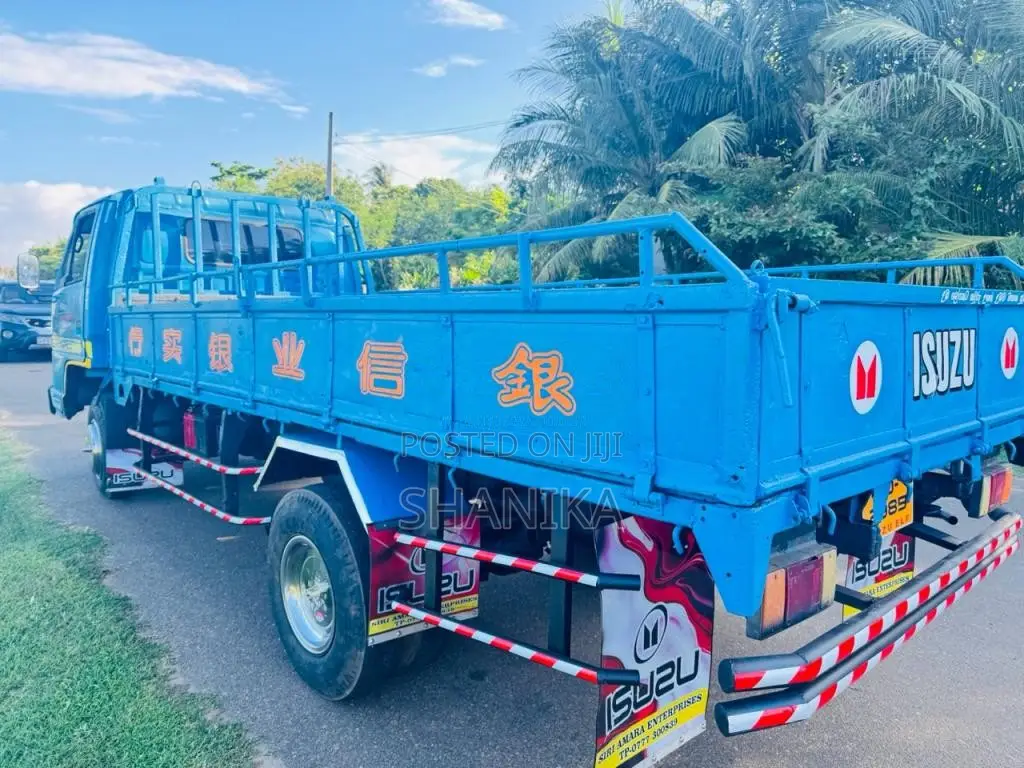 Isuzu ELF 350 14.5 1982 Lorry (Used)