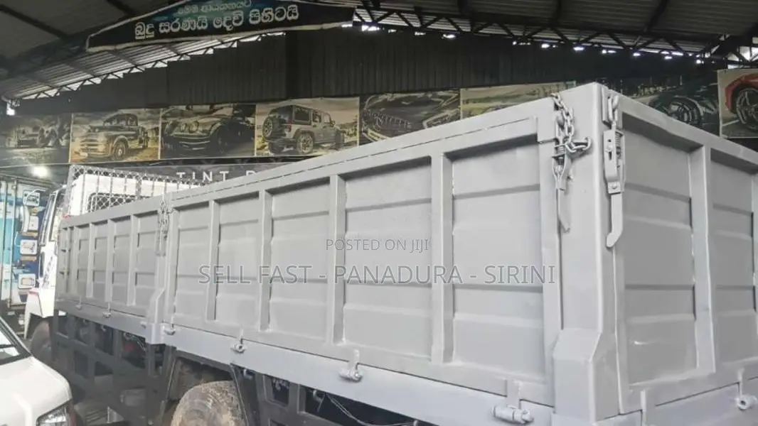 Ashok-Leyland Leyland 2007 Lorry (Used)