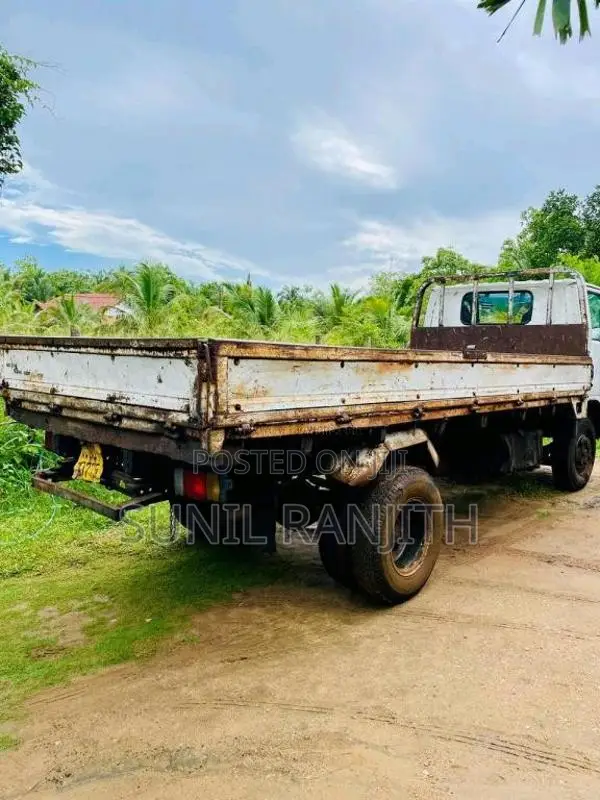 Isuzu ELF 4HF1 1994 Lorry (Used)