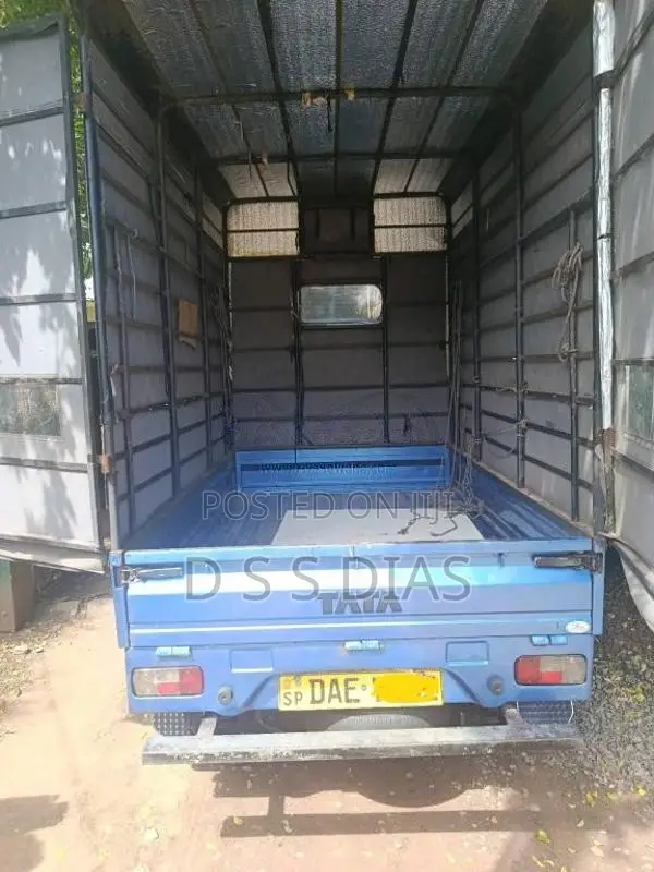 Tata Dimo Batta 2016 Lorry (Used)