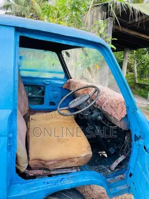 Mitsubishi Delica T120 1982 Lorry (Used)