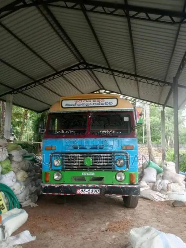 Ashok-Leyland Tusker 2004 Lorry (Used)
