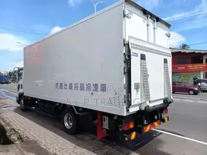 Isuzu Forward 2017 Lorry Unregistered (Recondition)