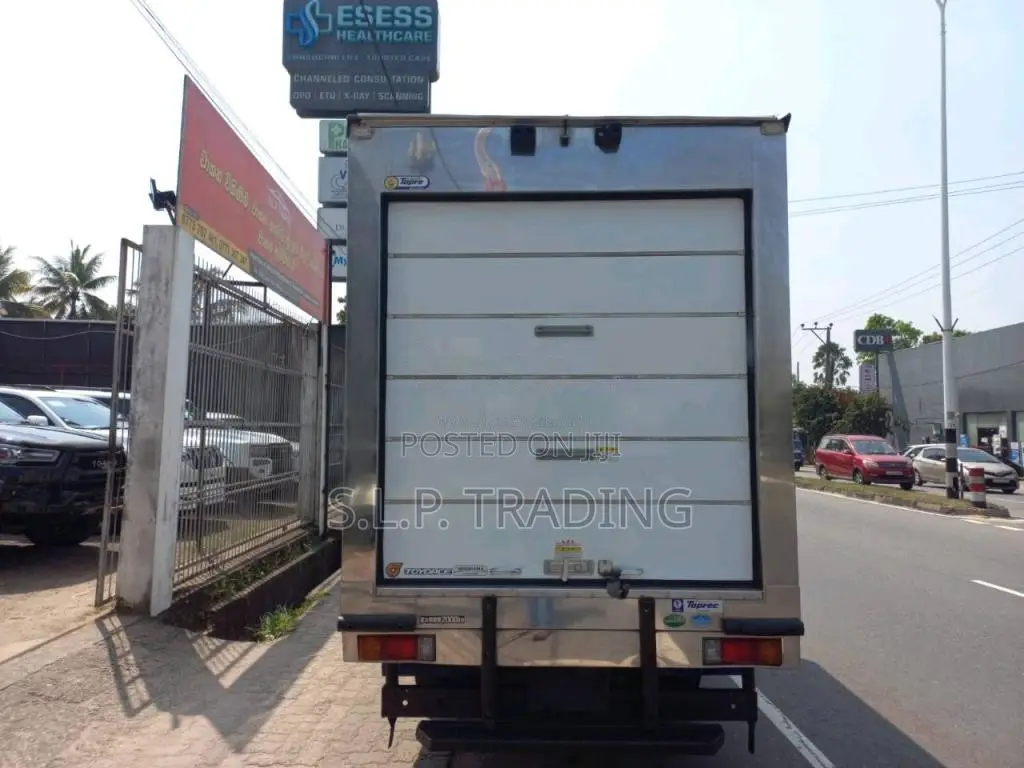 Isuzu ELF 2016 Lorry Unregistered (Recondition)