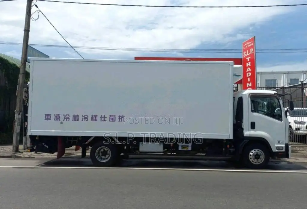 Isuzu Forward 2017 Lorry Unregistered (Recondition)