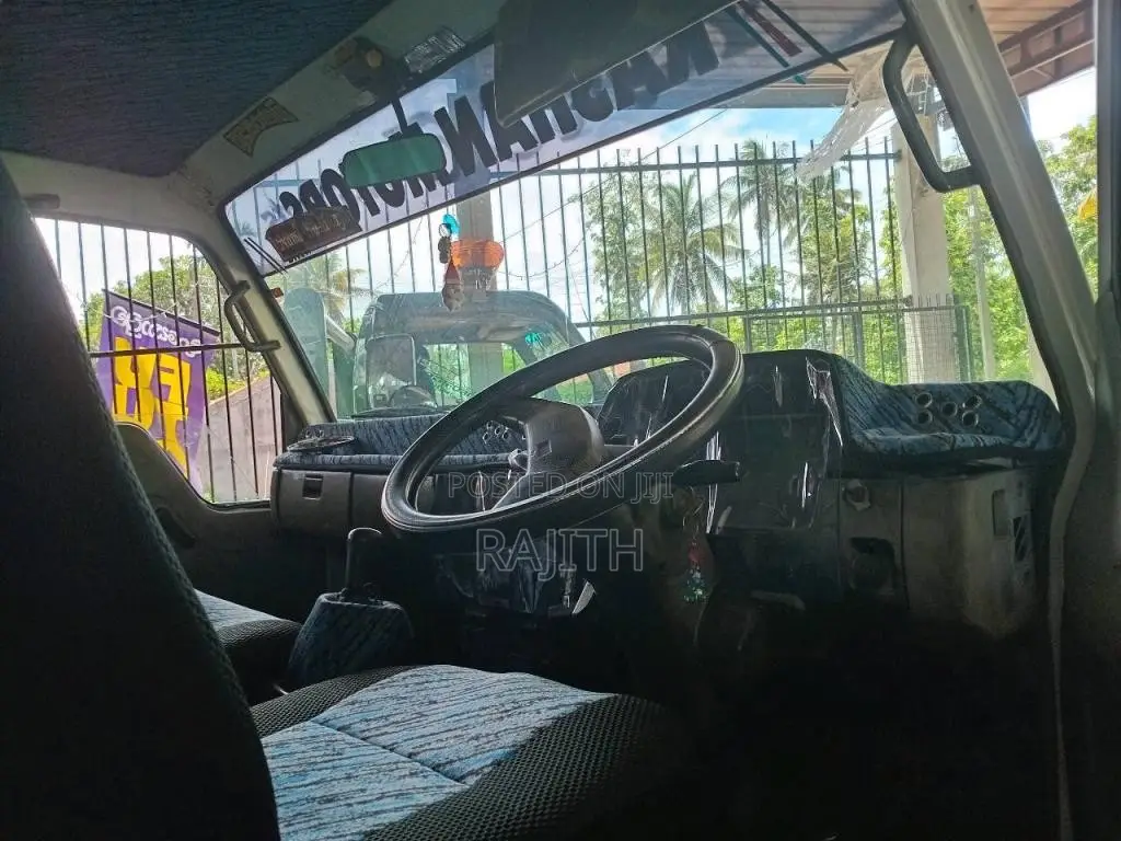 Mitsubishi Canter 1991 Lorry (Used)