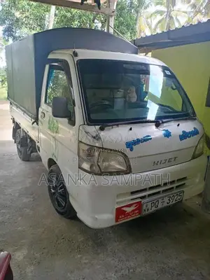 Daihatsu Hijet 2011 Lorry (Used)