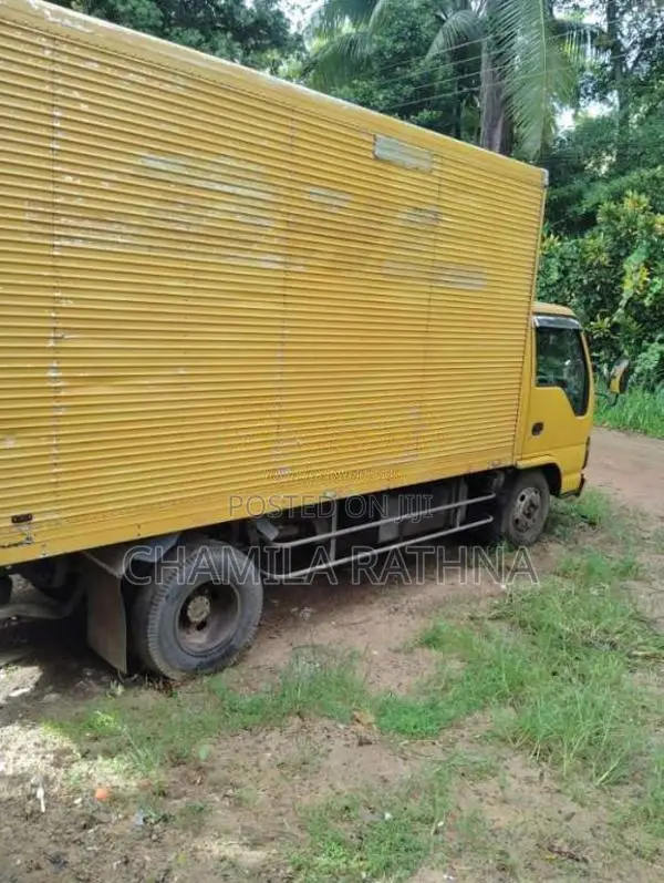 Isuzu NKR 1999 Lorry (Used)