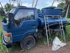 Toyota Dyna 1987 Lorry (Used)