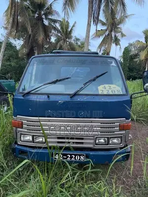Toyota Dyna 1987 Lorry (Used)