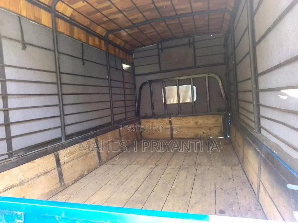 Isuzu Elf 1980 Lorry (Used)