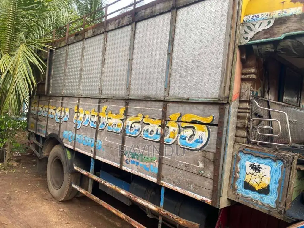 Tata 1210 1989 Lorry (Used)