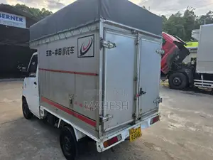 Mitsubishi U61T 2003 Lorry (Used)