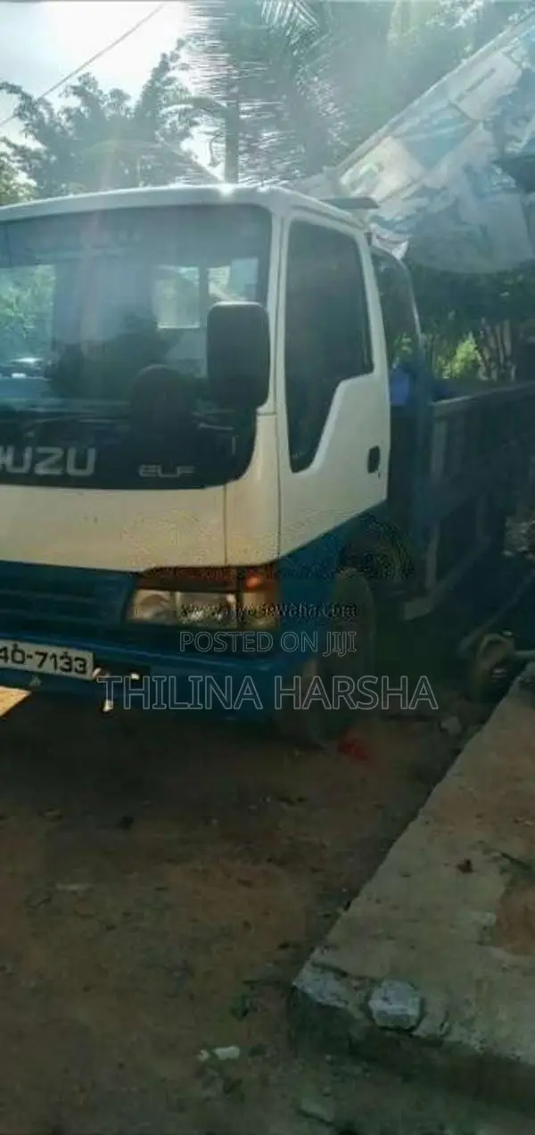 Isuzu ELF 1979 Lorry (Used)