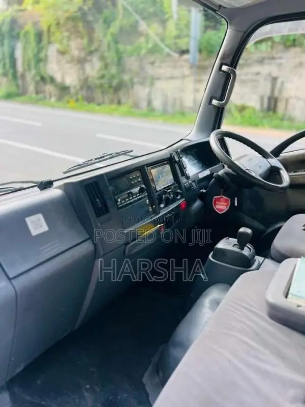Isuzu ELF 2012 Lorry (Used)