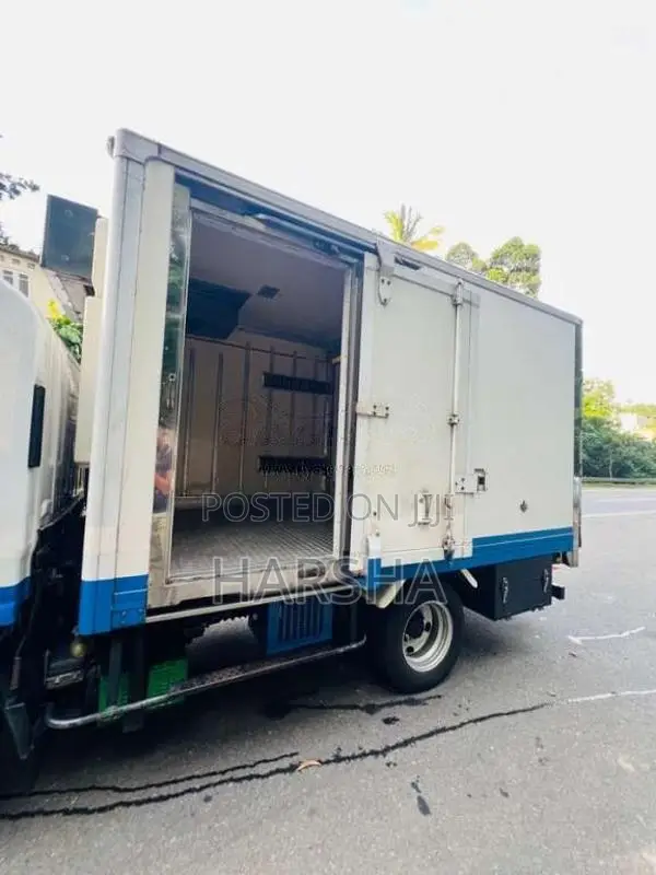 Isuzu ELF 2012 Lorry (Used)