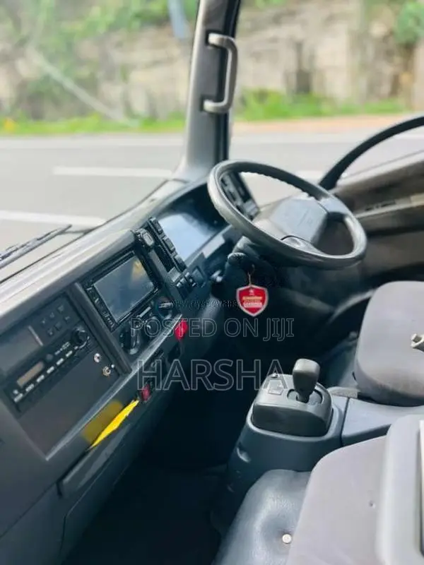Isuzu ELF 2012 Lorry (Used)