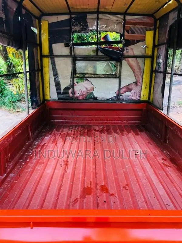 Mahindra Maxximo 2012 Lorry (Used)