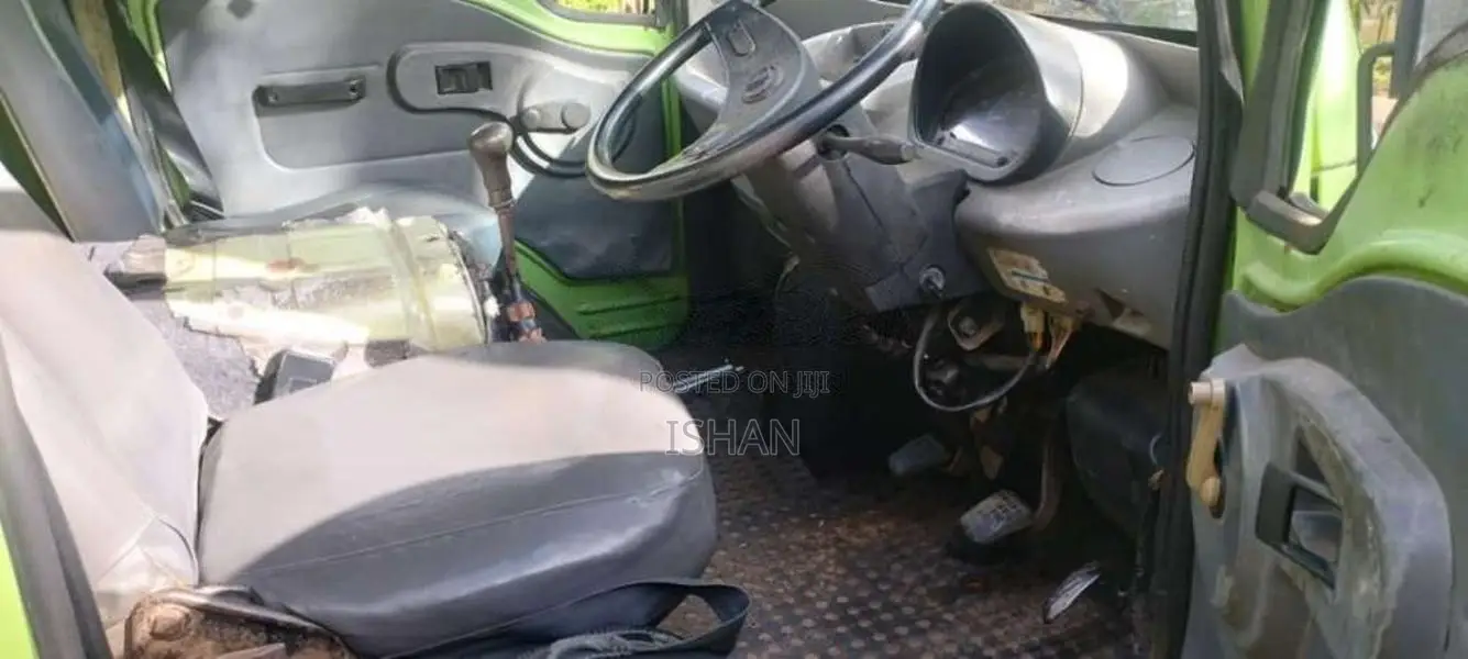 Tata Dimo Batta 2011 Lorry (Used)